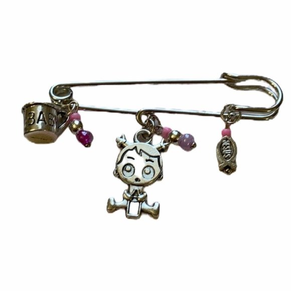 Baby girl 👧🏻 announcement pin brooch - Picture 8 of 15